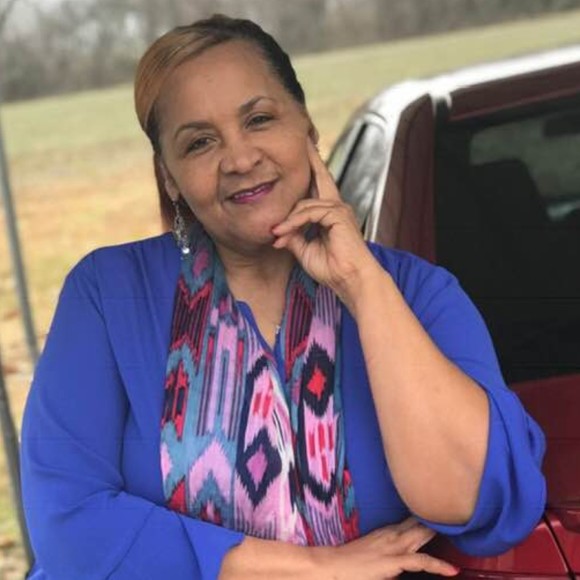 Meet your Posher, Sarah - Picture 1 of 1